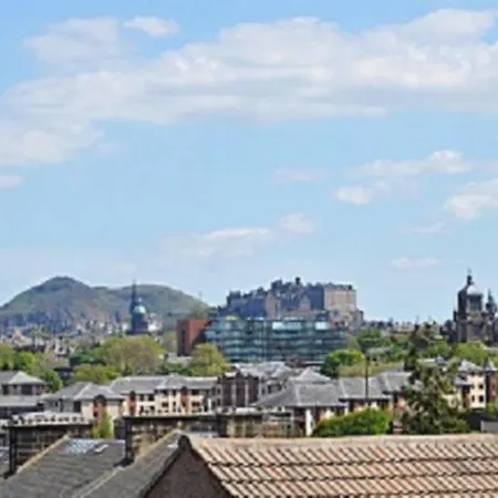 Sunny House With Views To Edinburgh Skyline Villa Exterior photo